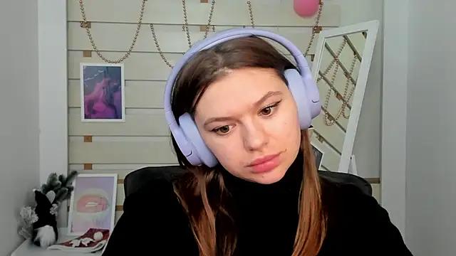 Mad beauty - checkout our excited streamers as they tease to their beloved melodies and slowly squirt for enjoyment to appease your wildest wishes.