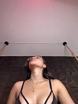 Juanita-Diaz from StripChat is Freechat