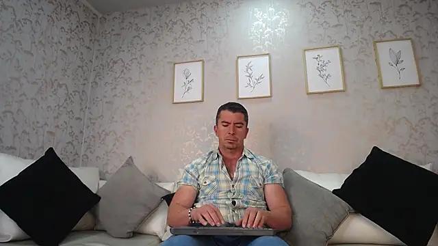 JuanKFit_45 from StripChat is Freechat