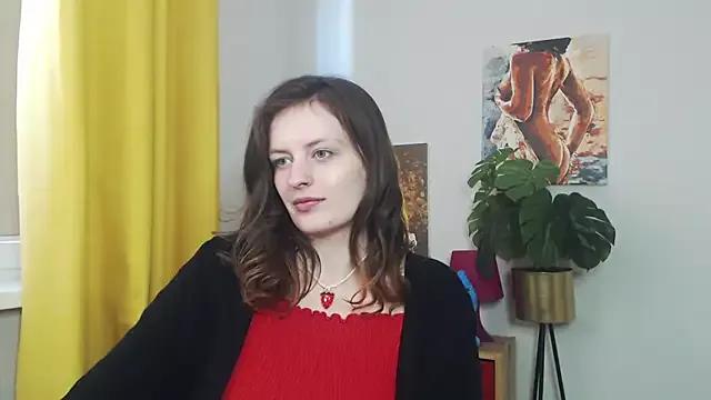 juicyNadine from StripChat is Freechat