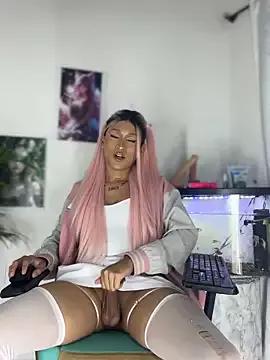 Mad beauty - checkout our excited streamers as they tease to their beloved melodies and slowly squirt for enjoyment to appease your wildest wishes.