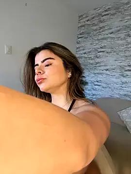JuliaBelle from StripChat is Freechat