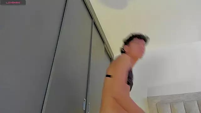 JulianRose_1 from StripChat is Freechat