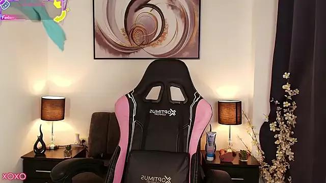 Mad beauty - checkout our excited streamers as they tease to their beloved melodies and slowly squirt for enjoyment to appease your wildest wishes.