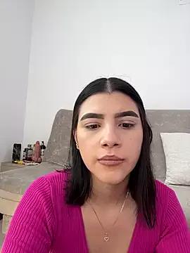 Julietalcl from StripChat is Freechat