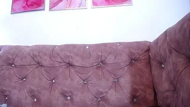 JulietaMills from StripChat is Freechat