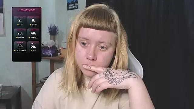 June_shy0 from StripChat is Freechat