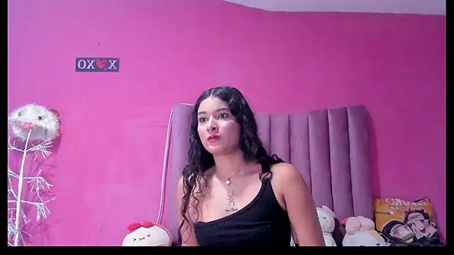 JustiinJazmin from StripChat is Freechat