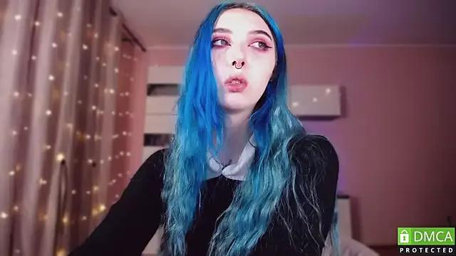 Mad beauty - checkout our excited streamers as they tease to their beloved melodies and slowly squirt for enjoyment to appease your wildest wishes.