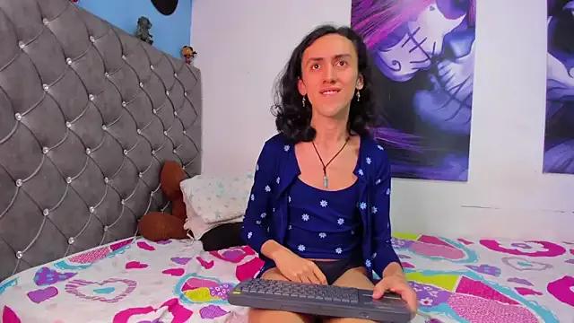Mad beauty - checkout our excited streamers as they tease to their beloved melodies and slowly squirt for enjoyment to appease your wildest wishes.
