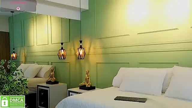 Mad beauty - checkout our excited streamers as they tease to their beloved melodies and slowly squirt for enjoyment to appease your wildest wishes.