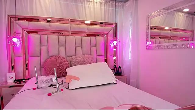Mad beauty - checkout our excited streamers as they tease to their beloved melodies and slowly squirt for enjoyment to appease your wildest wishes.