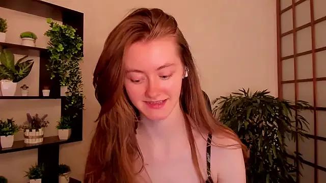 KateCuddle from StripChat is Freechat