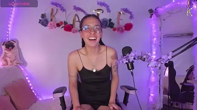 KATERAW from StripChat is Freechat