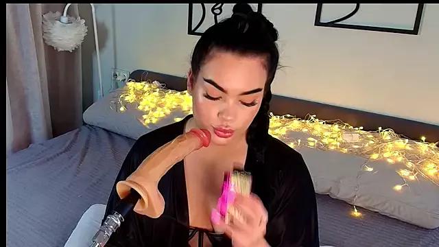 Mad beauty - checkout our excited streamers as they tease to their beloved melodies and slowly squirt for enjoyment to appease your wildest wishes.