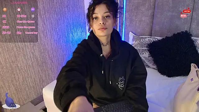 Mad beauty - checkout our excited streamers as they tease to their beloved melodies and slowly squirt for enjoyment to appease your wildest wishes.