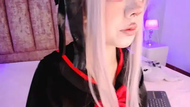 Mad beauty - checkout our excited streamers as they tease to their beloved melodies and slowly squirt for enjoyment to appease your wildest wishes.