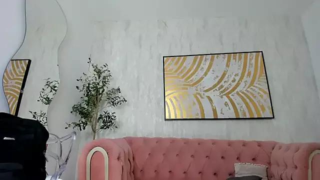 katie_kour from StripChat is Freechat