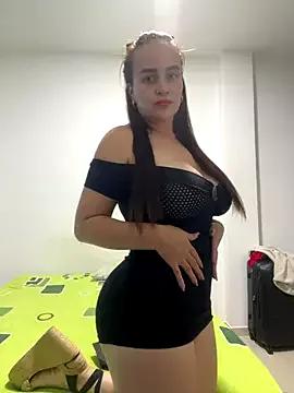 kattywil from StripChat is Freechat