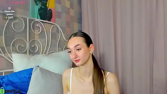 Mad beauty - checkout our excited streamers as they tease to their beloved melodies and slowly squirt for enjoyment to appease your wildest wishes.