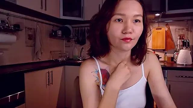 Kelly_Yon from StripChat is Freechat