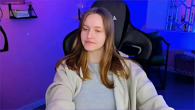 Mad beauty - checkout our excited streamers as they tease to their beloved melodies and slowly squirt for enjoyment to appease your wildest wishes.