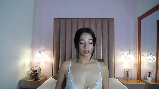 KendallMonet from StripChat is Freechat