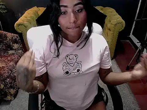 kiara_blackrude from StripChat is Freechat