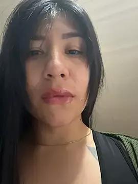 kim_monti from StripChat is Freechat