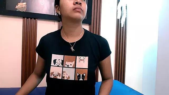 kimberly18cute from StripChat is Freechat