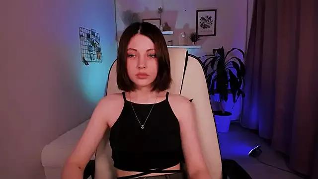 Kimmie_shine from StripChat is Freechat