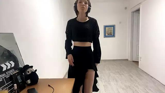 KindraScullion from StripChat is Freechat