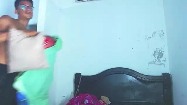 KingandQueen2 from StripChat is Freechat