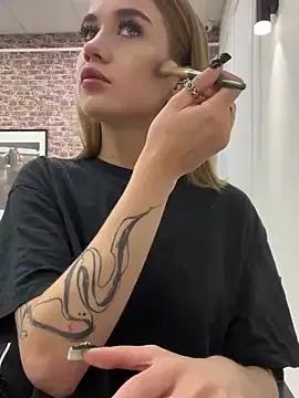 Mad beauty - checkout our excited streamers as they tease to their beloved melodies and slowly squirt for enjoyment to appease your wildest wishes.