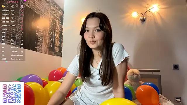 Mad beauty - checkout our excited streamers as they tease to their beloved melodies and slowly squirt for enjoyment to appease your wildest wishes.