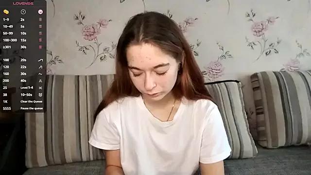 KissKarina from StripChat is Freechat