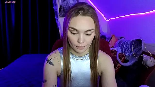 KitsyMoore from StripChat is Freechat