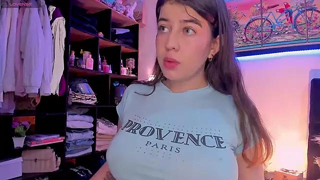Mad beauty - checkout our excited streamers as they tease to their beloved melodies and slowly squirt for enjoyment to appease your wildest wishes.