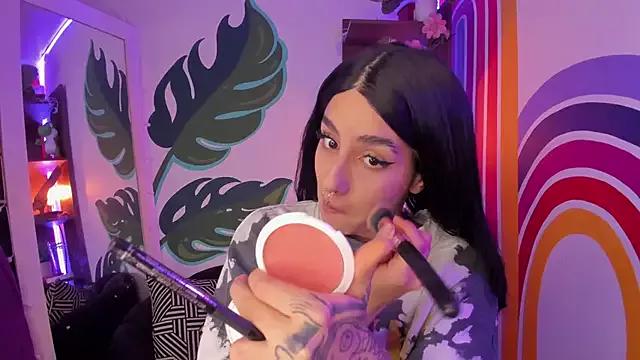 Mad beauty - checkout our excited streamers as they tease to their beloved melodies and slowly squirt for enjoyment to appease your wildest wishes.