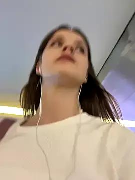 KittyQueeny from StripChat is Freechat