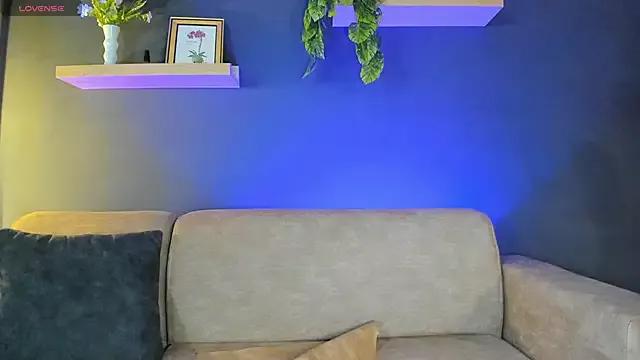 KLOE_LUSTX from StripChat is Freechat