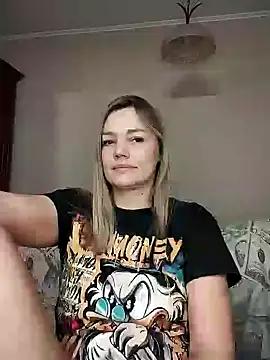 Mad beauty - checkout our excited streamers as they tease to their beloved melodies and slowly squirt for enjoyment to appease your wildest wishes.