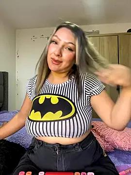Mad beauty - checkout our excited streamers as they tease to their beloved melodies and slowly squirt for enjoyment to appease your wildest wishes.