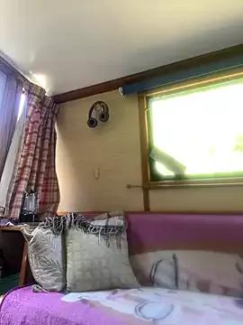 ladyboatlady from StripChat is Freechat