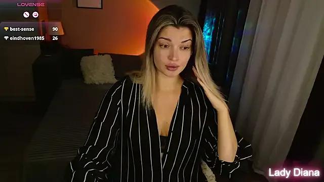 Mad beauty - checkout our excited streamers as they tease to their beloved melodies and slowly squirt for enjoyment to appease your wildest wishes.