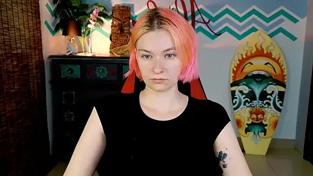 Mad beauty - checkout our excited streamers as they tease to their beloved melodies and slowly squirt for enjoyment to appease your wildest wishes.