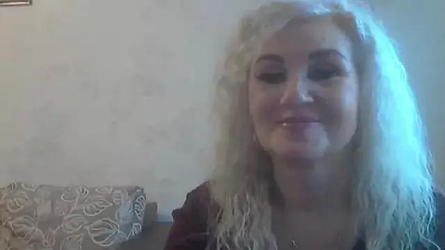 LadySexyBlond from StripChat is Freechat