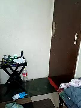 LadyShirley from StripChat is Freechat