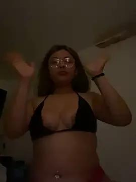 Lamonasexyyy from StripChat is Freechat