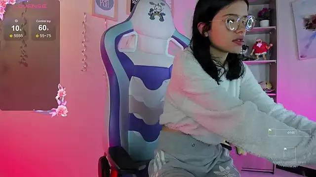 Mad beauty - checkout our excited streamers as they tease to their beloved melodies and slowly squirt for enjoyment to appease your wildest wishes.